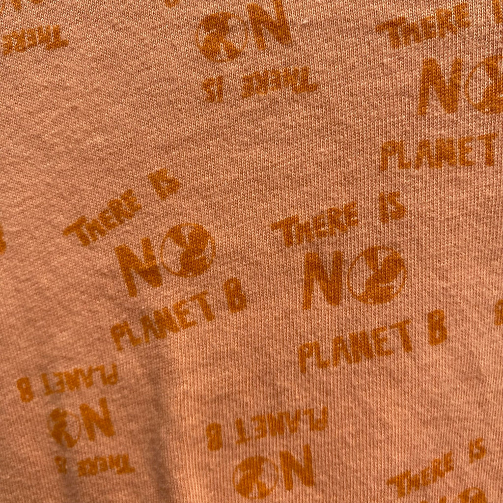 POLERA KIDS THERE IS NO PLANET T.6 AÑOS